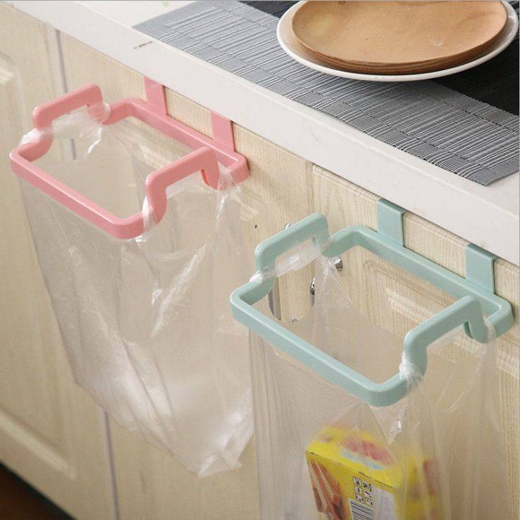 Kitchen Gadgets Built In - حامل أكياس القمامة المعلق على باب