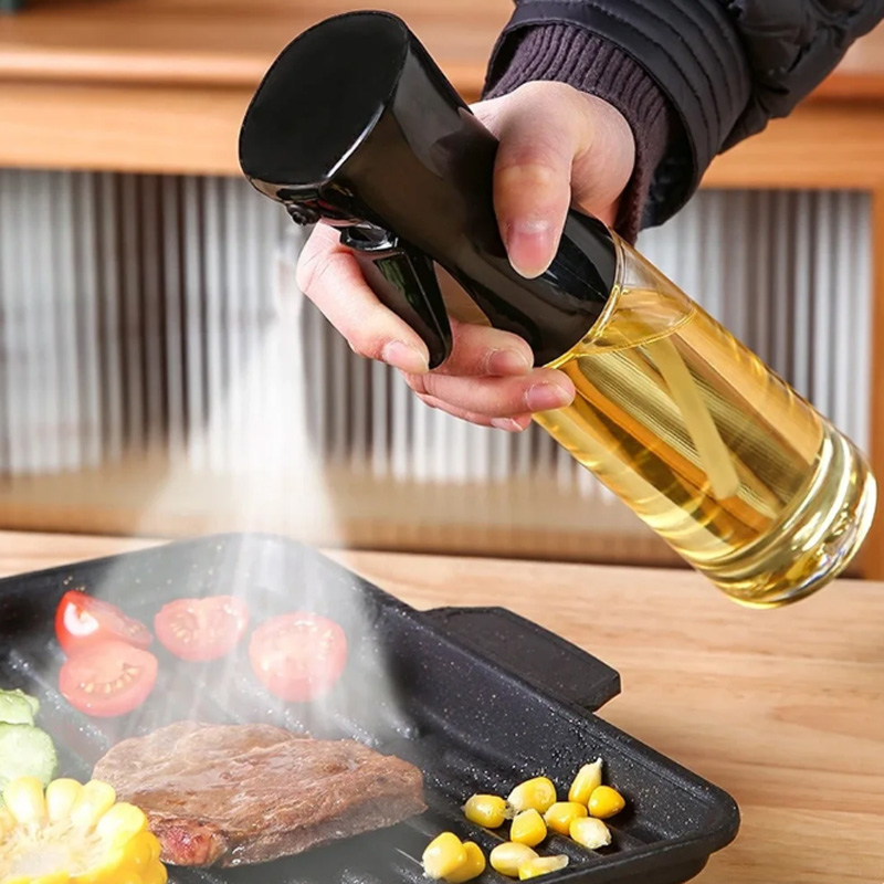 زجاجة رش الزيت سعة 200 مل و300 - مراجعة Kitchen Gadgets Oil Spray وسعره
