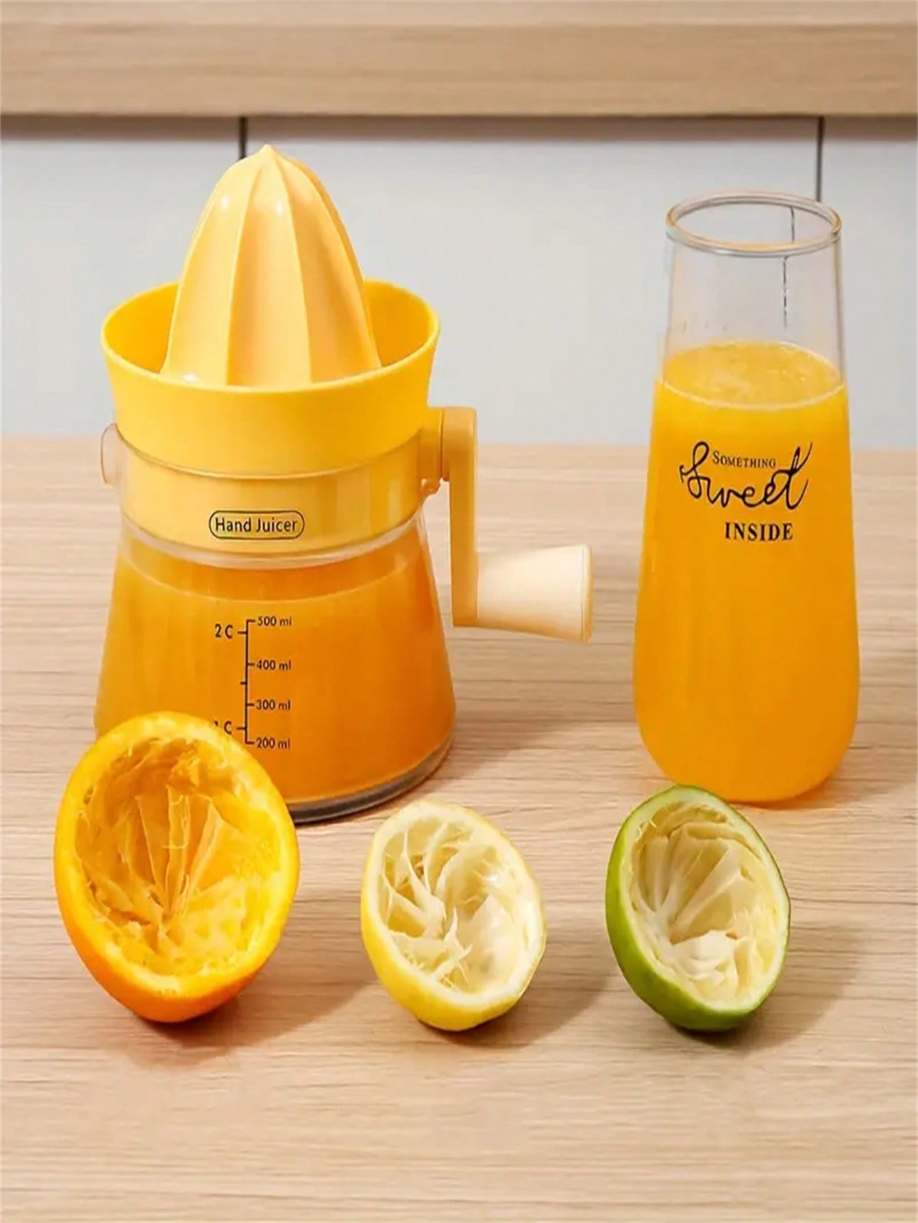 قطعة واحدة من عصارة يدوية متعد - مراجعة Kitchen Gadgets Built In وسعره