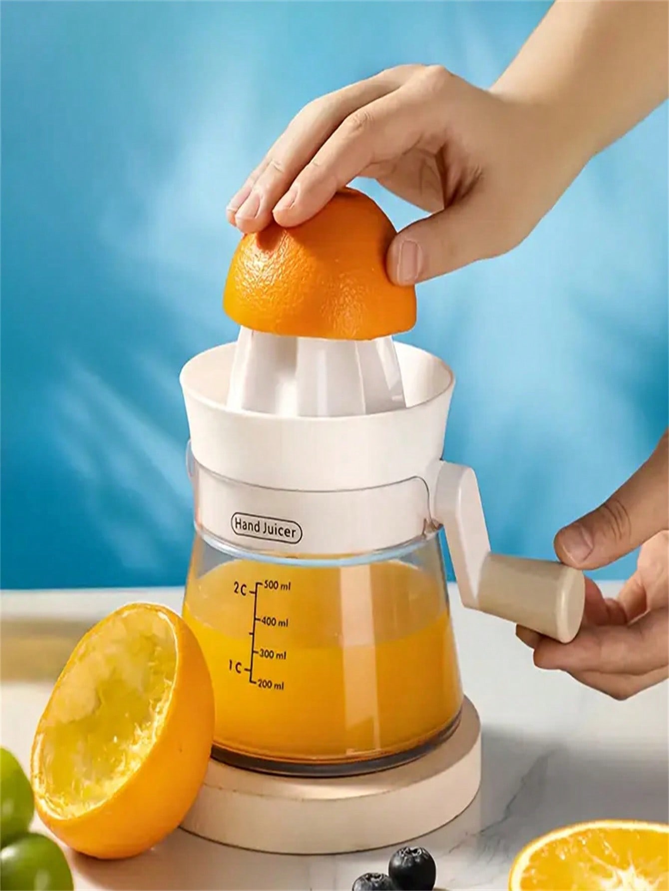 قطعة واحدة من عصارة يدوية متعد - مراجعة Kitchen Gadgets Built In وسعره